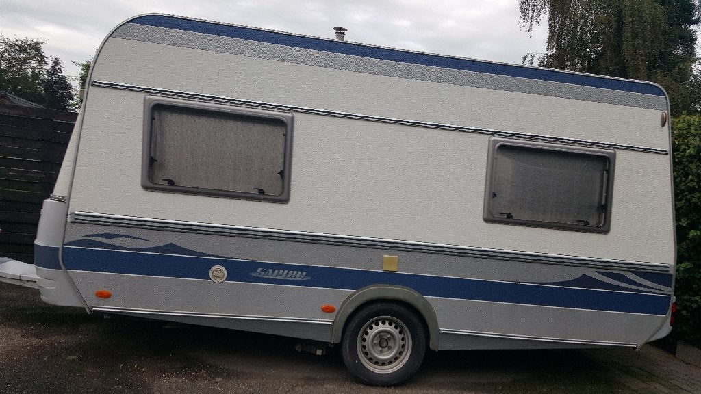 caravan Fendt Saphyr, Mover, Vast bed, 750 - 1000 kg, Particulier