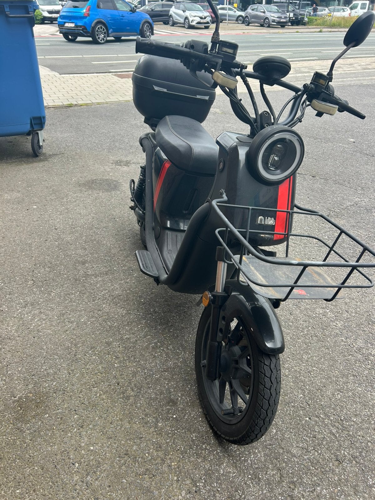 elektrische scooter niu uqi, Fietsen en Brommers, Ophalen, Klasse A (25 km/u), Zo goed als nieuw, 50 cc