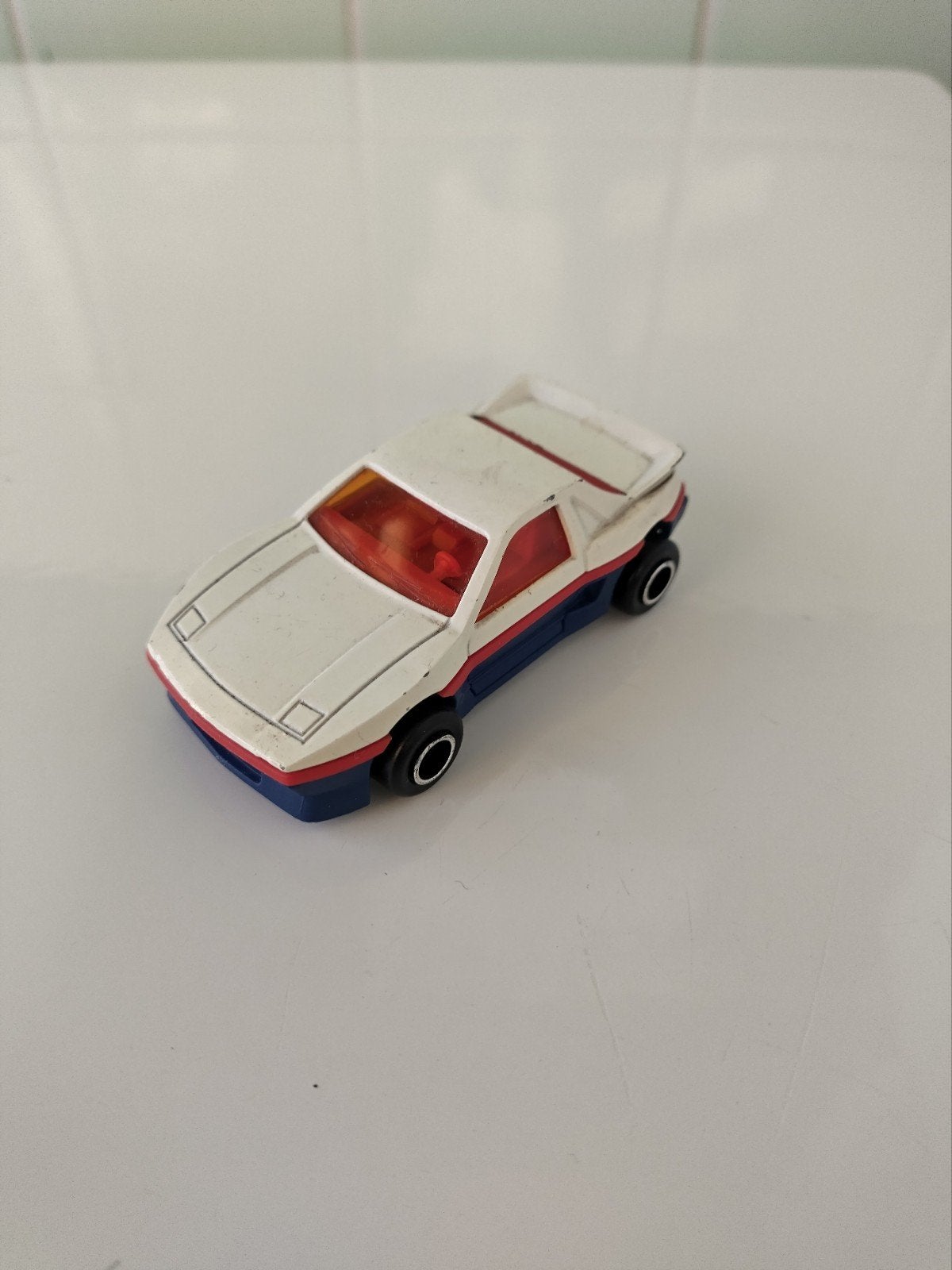 Majorette Pontiac Fiero AFHALING LEES BESCHRIJVING, Enlèvement, Utilisé, Voiture, Majorette