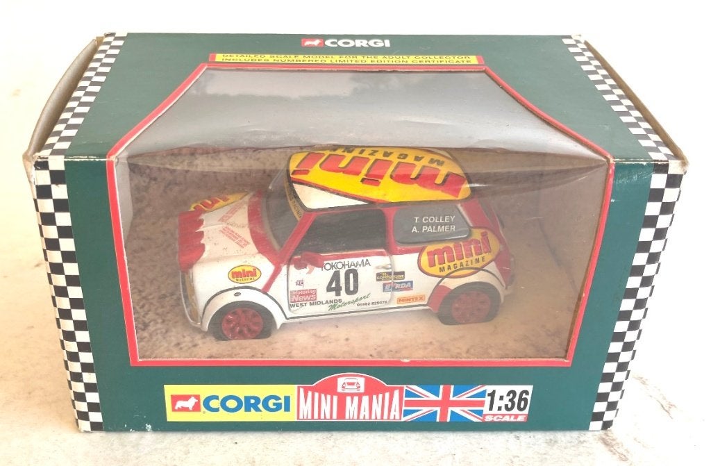 Mini Magazine racing Mini Corgi # 04506., Enlèvement ou Envoi, Comme neuf, Voiture