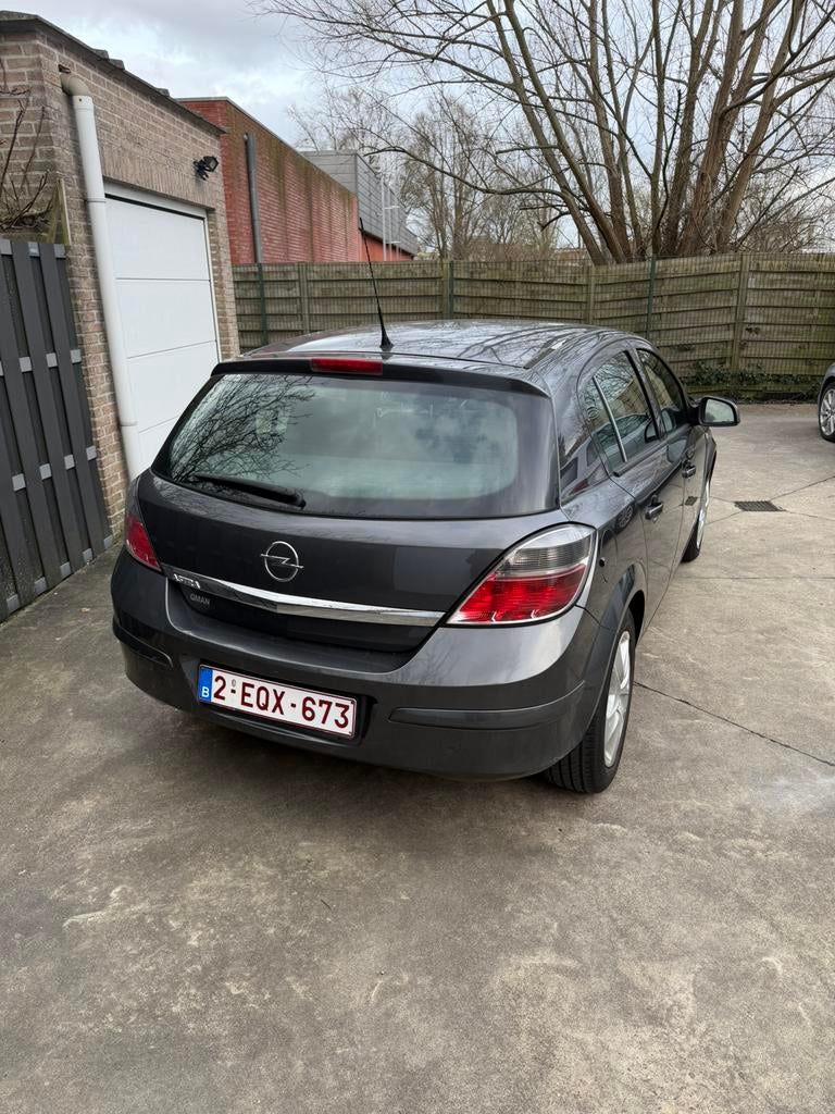 Opel Astra 2011 1.6 gekeurd voor verkoop, Auto's, Opel, Particulier, Astra, Benzine, Euro 5, 5 deurs, Handgeschakeld, Ophalen