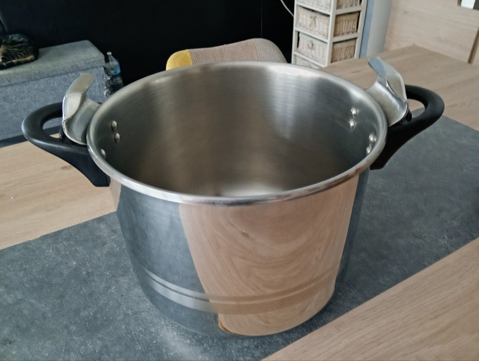 Casserole à pression., Enlèvement ou Envoi, Casserole