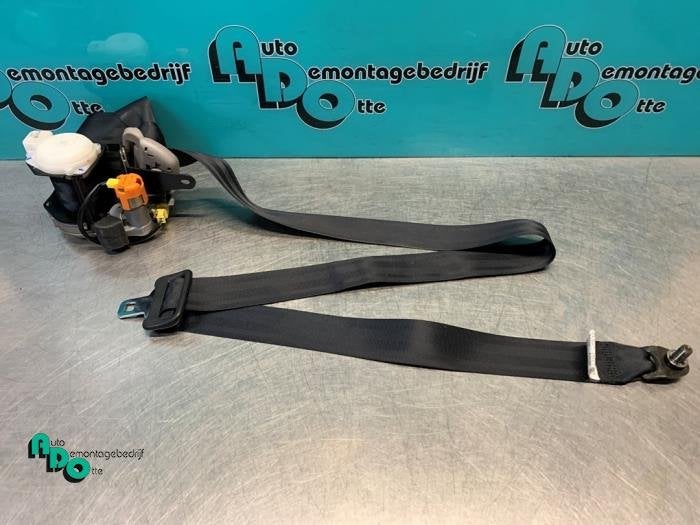 Ceinture de sécurité avant droite d'un Lexus IS 200 (IS 20, -, 3 mois de garantie, Lexus, Utilisé
