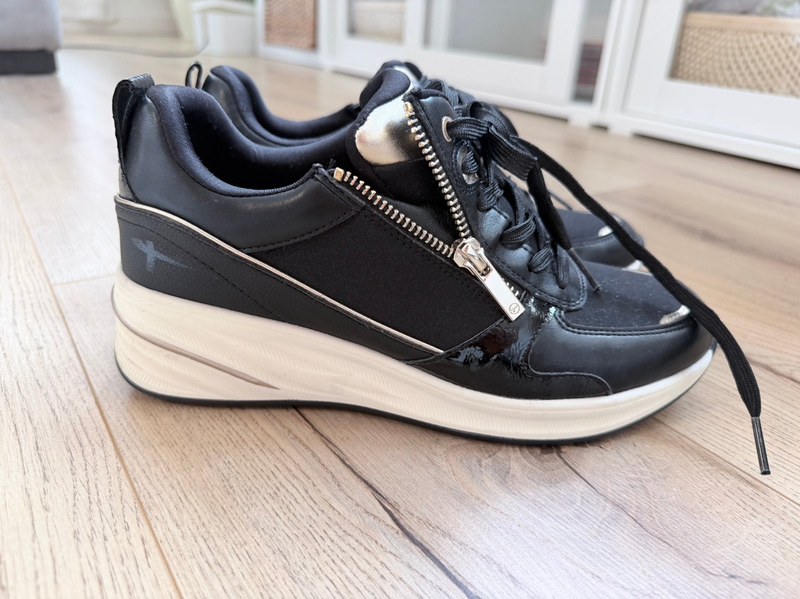 Zwarte sneakers Tamaris, Enlèvement ou Envoi, Sneakers et Baskets, Comme neuf, Noir