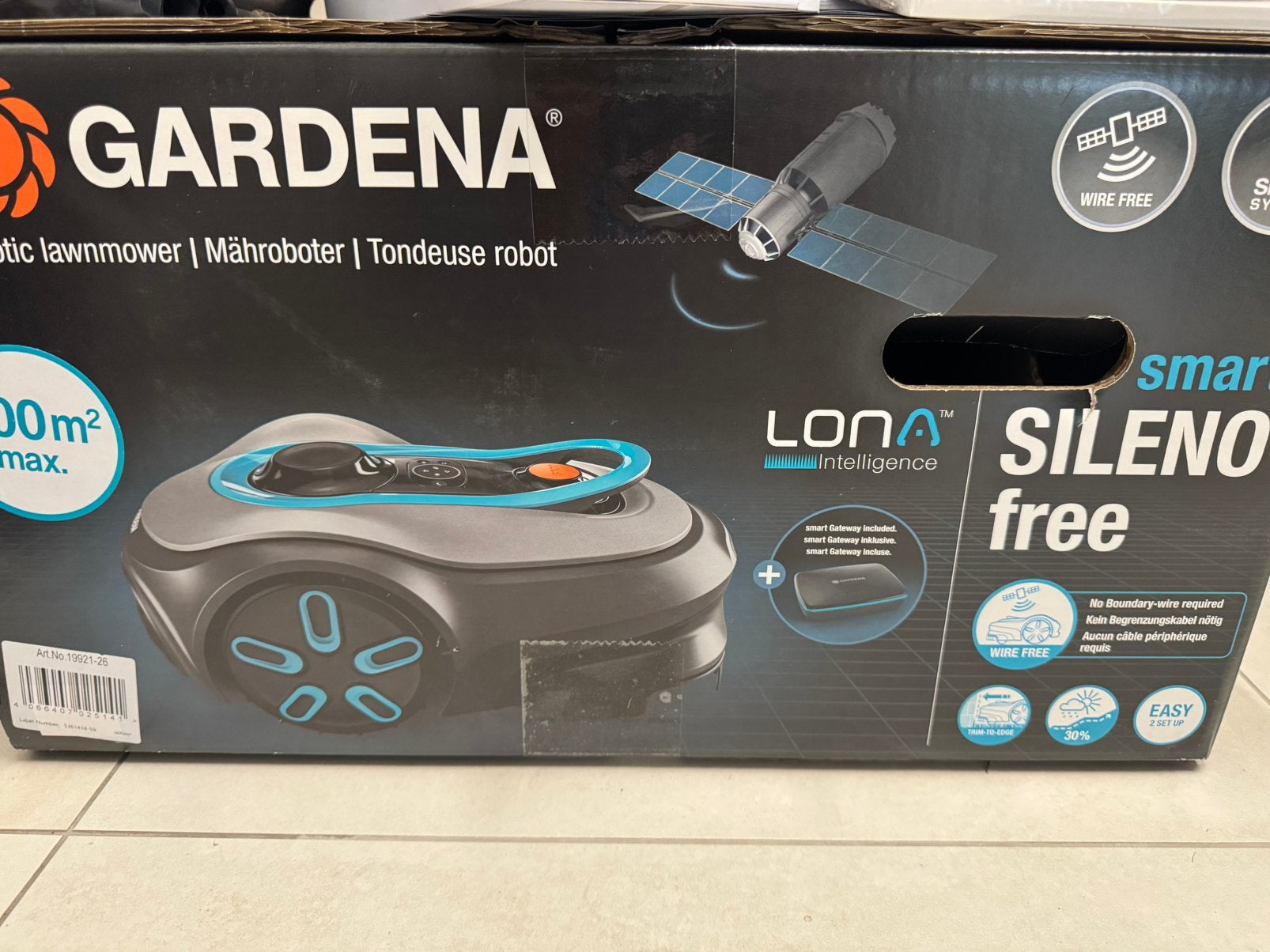 Gardena Smart Sileno Free 600 + Garage, Tuin en Terras, Robotmaaiers, Zo goed als nieuw, Ophalen