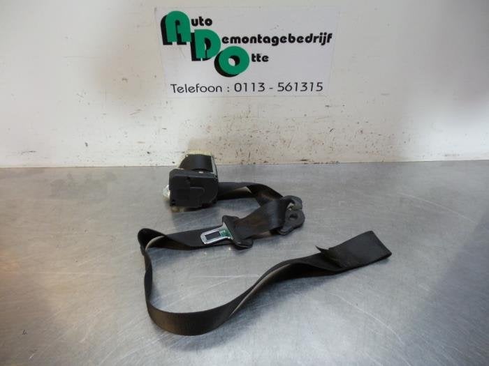 Veiligheidsgordel links-voor van een Opel Astra (Astra G 98-, Gebruikt, -, -, Opel