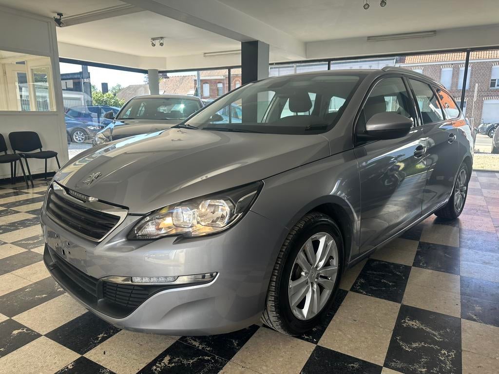 Peugeot 308 SW 1.2 Benzine Euro 6b - Navi/Ac!, Auto's, Voorwielaandrijving, 1199 cc, 109 g/km, 5 deurs