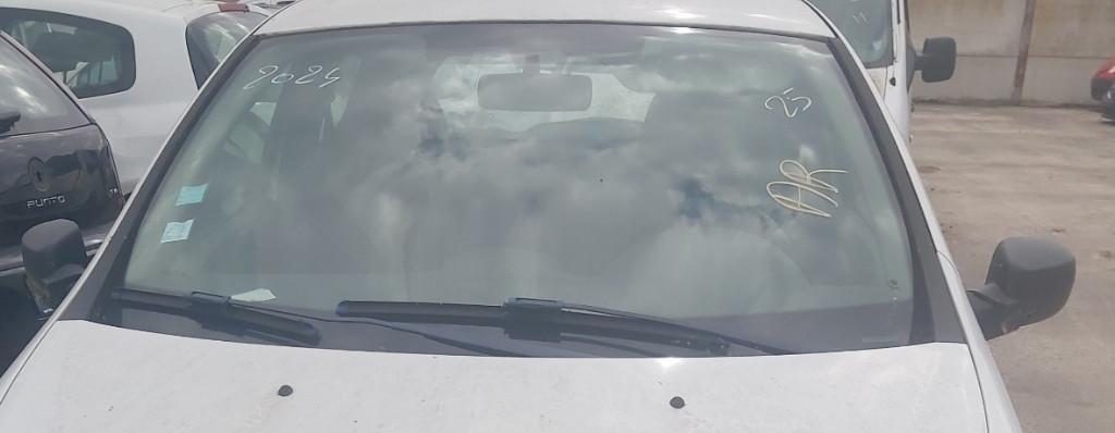 Pare brise Renault Clio 3 2009-2014 LP/15047, Autos : Pièces & Accessoires, Enlèvement, Utilisé, Renault