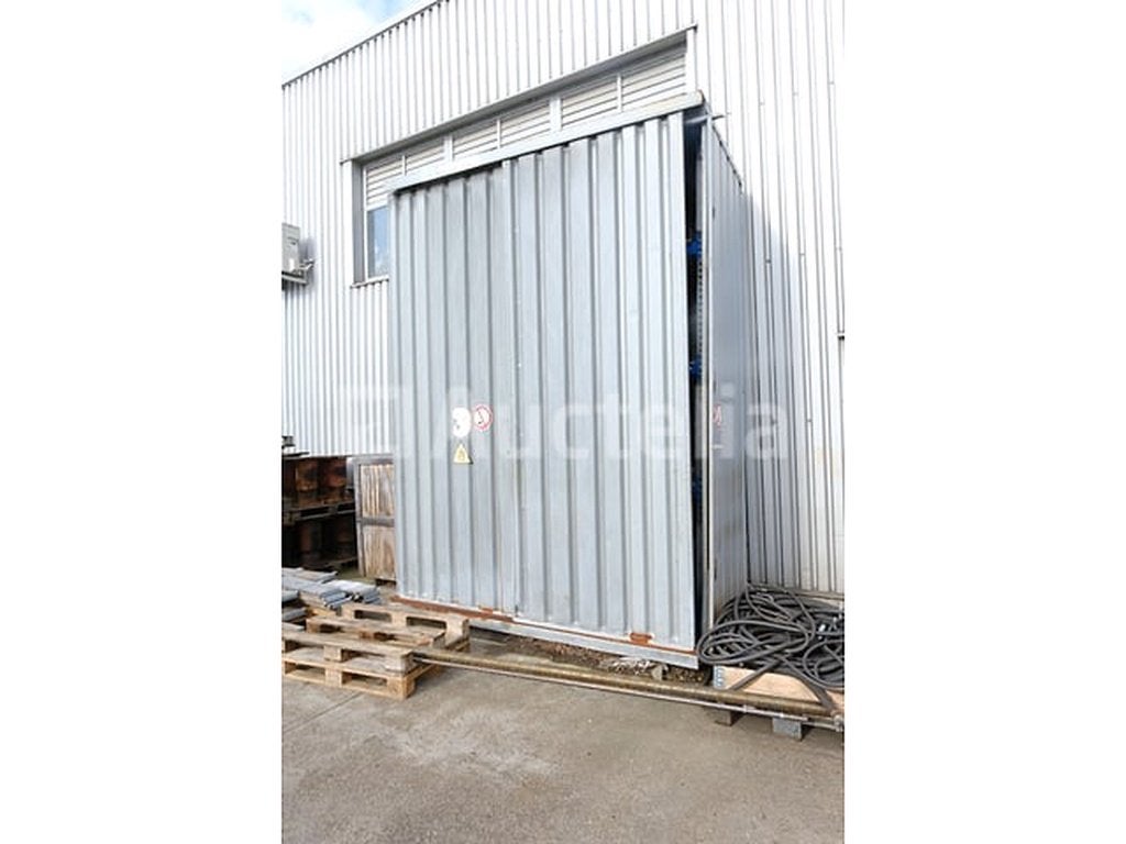 Container de stockage d'huiles et produits, Articles professionnels, Autre propulsion, Autres types