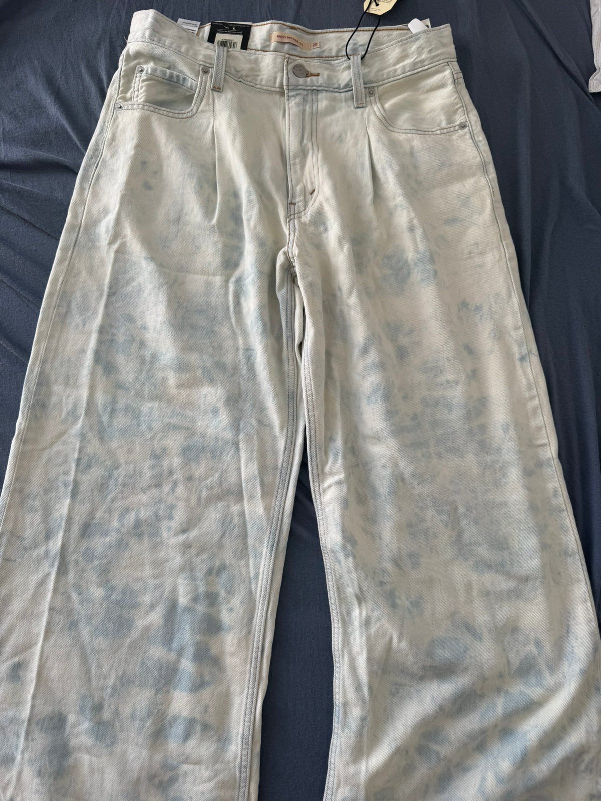 Jean Baggy Dad Wide Leg - levi’s - taille 29*32, Vêtements | Femmes, Jeans, Enlèvement ou Envoi, Neuf, Autres couleurs, W28 - W29 (confection 36)