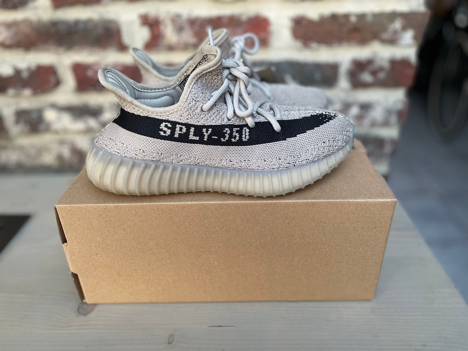 Adidas Yeezy 350 V2 maat 36 2/3 (nieuw!), Kinderen en Baby's, Adidas, Schoenen, Nieuw, Ophalen of Verzenden
