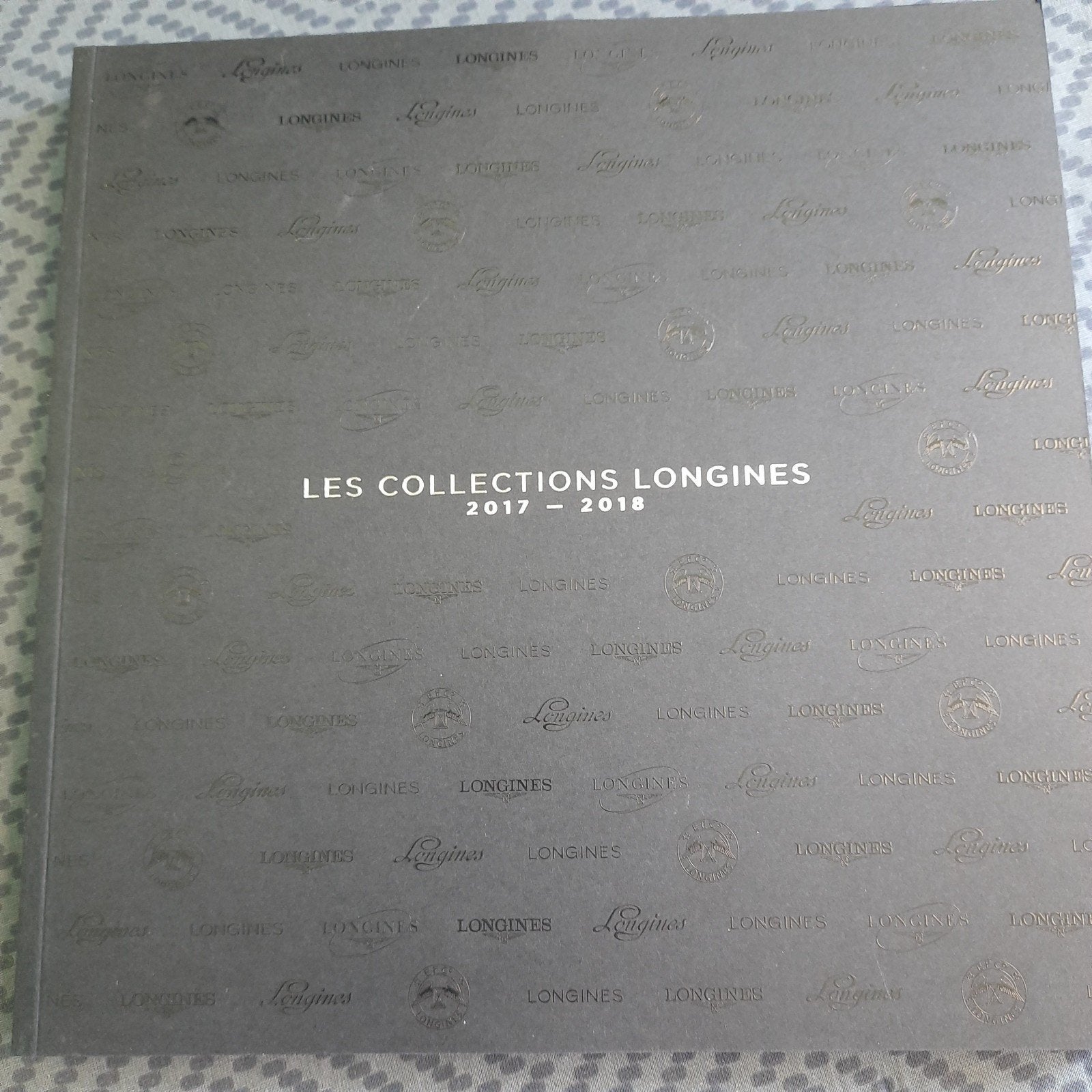 LONGINES uurwerken * CATALOGUS 2017-2018 * NIEUWSTAAT *, Boeken, Catalogussen en Folders, Ophalen, Zo goed als nieuw, LONGINES