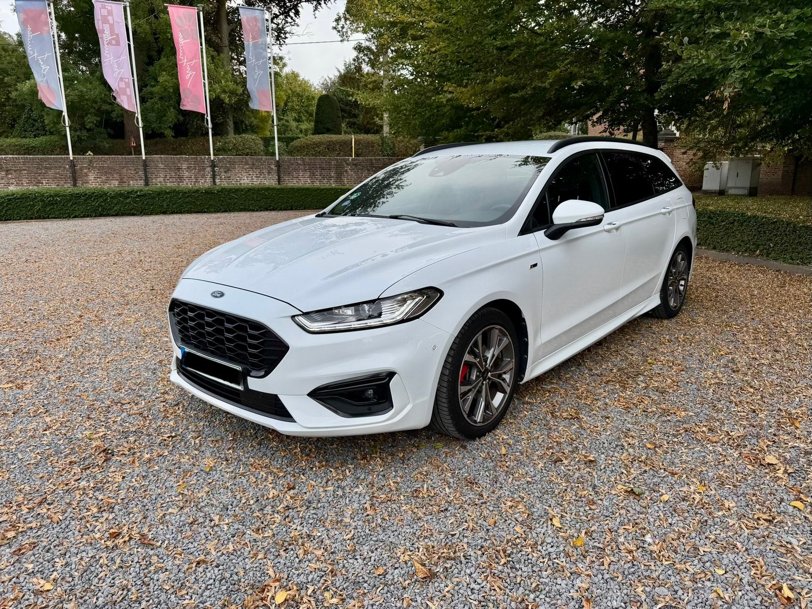 Ford Mondeo 2.0 Hybride ST-line 187ch LES Camera Key-less, Autos, Phares entièrement LED, Cuir et Alcantara, Euro 6, Entreprise