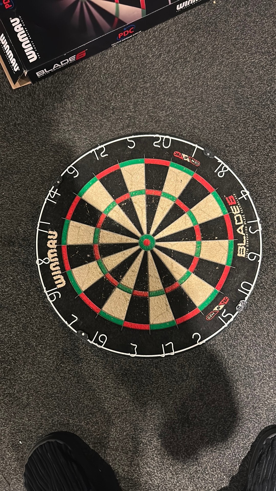 Blade 6 dartbord, Ophalen of Verzenden, Zo goed als nieuw, Dartbord