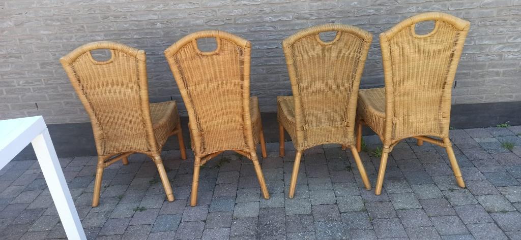 Lot de 4 chaises en rotin naturel, très bon état, Ophalen, Gebruikt, Vier