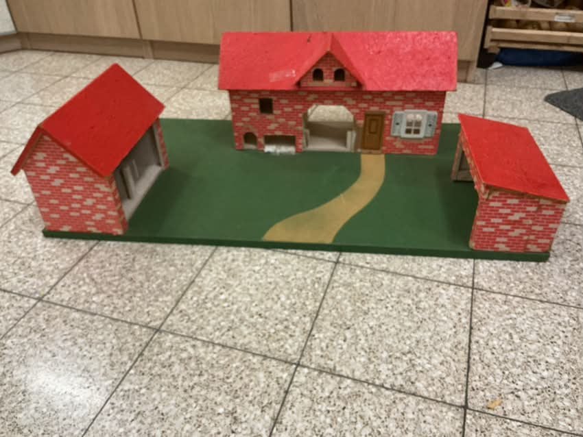 Ferme en bois, Enlèvement, Comme neuf