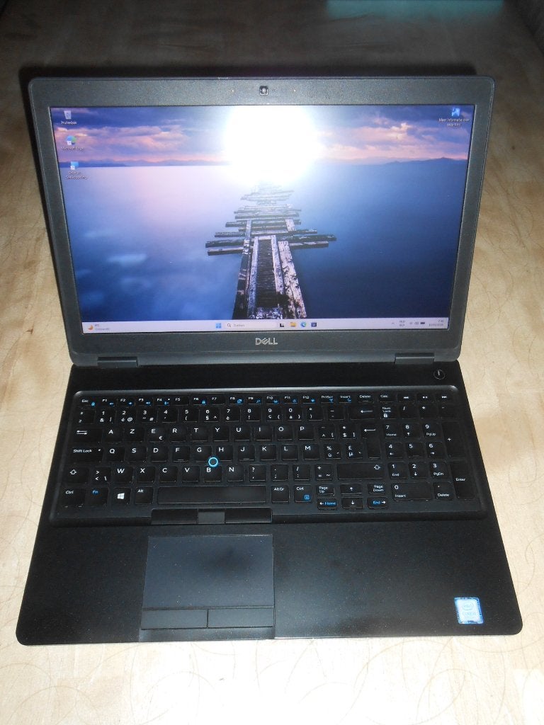 Dell Latitude 5590, 256 GB, Enlèvement ou Envoi, Utilisé, Azerty