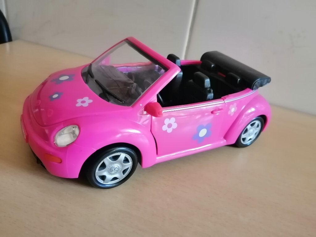 VW Coccinelle (Beetle) rose fuchsia pour poupée, Enlèvement ou Envoi