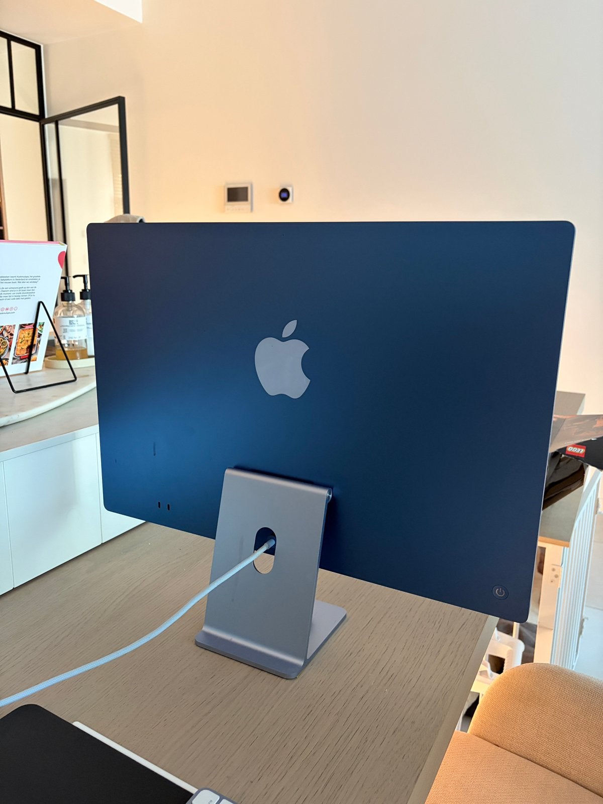 Imac blue 2024, Computers en Software, Apple Desktops, Ophalen, SSD, IMac, Zo goed als nieuw