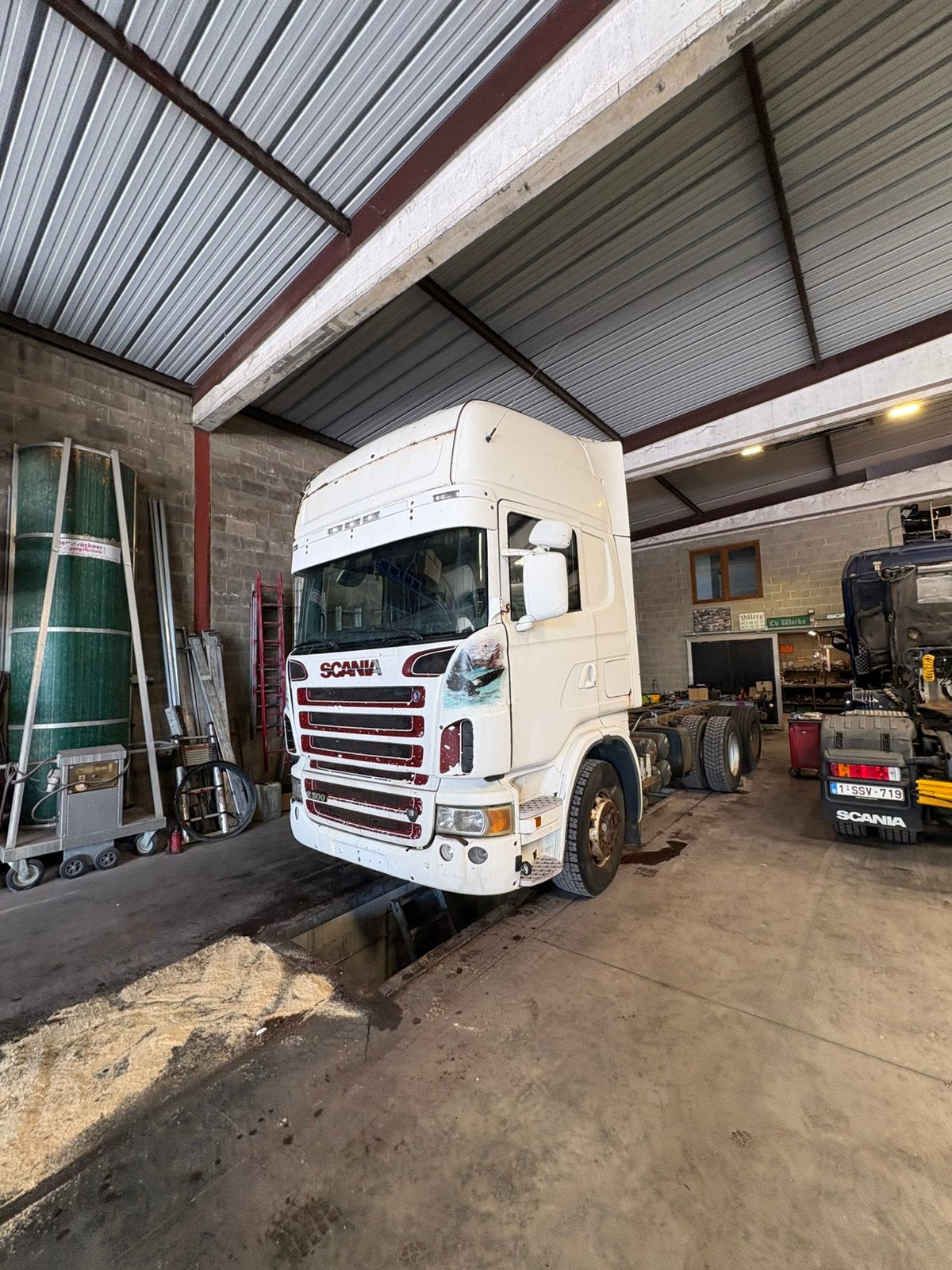 Scania r1 2006 pour piece