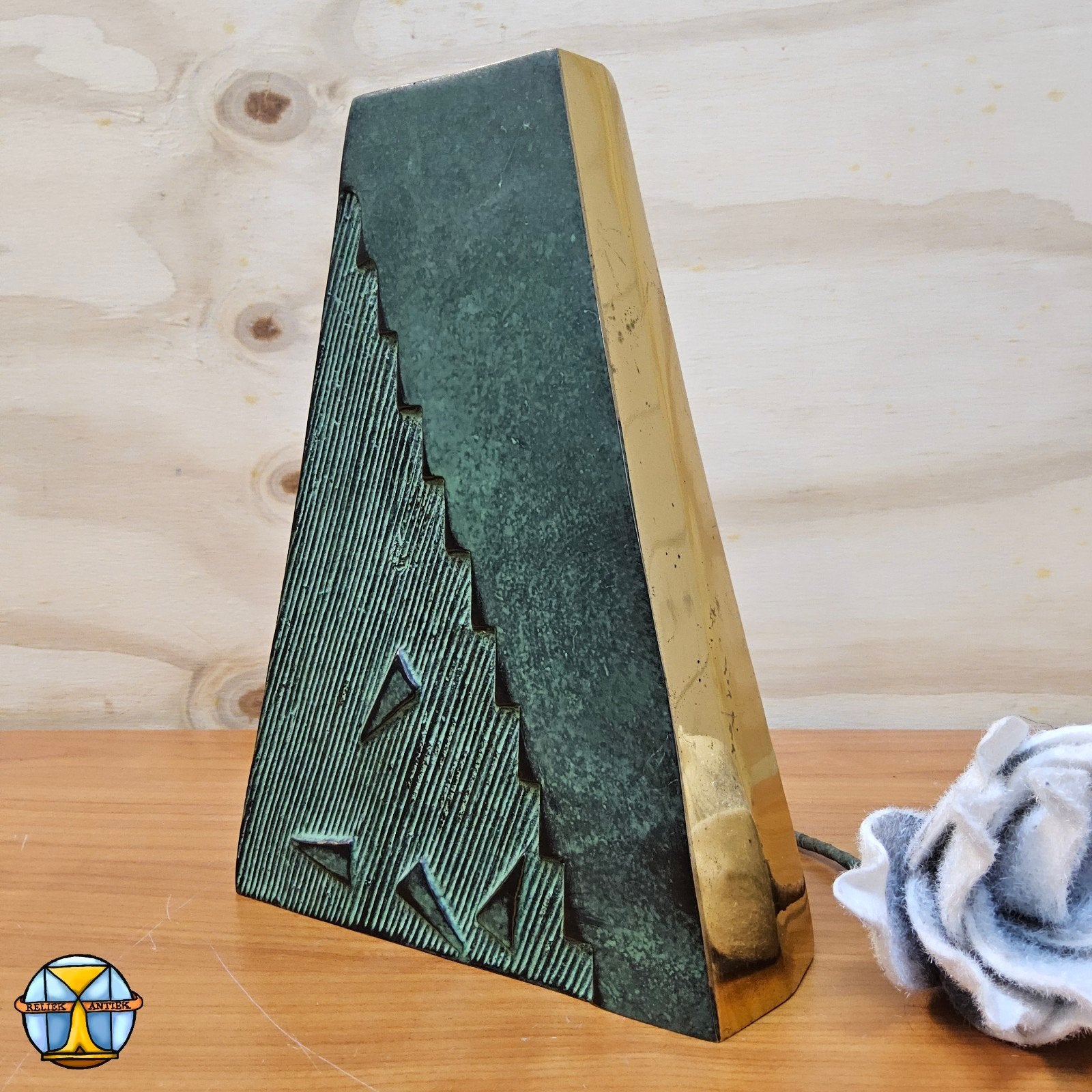 Unieke Vintage brutalistische messing / brons kleurige vaas, Ophalen of Verzenden