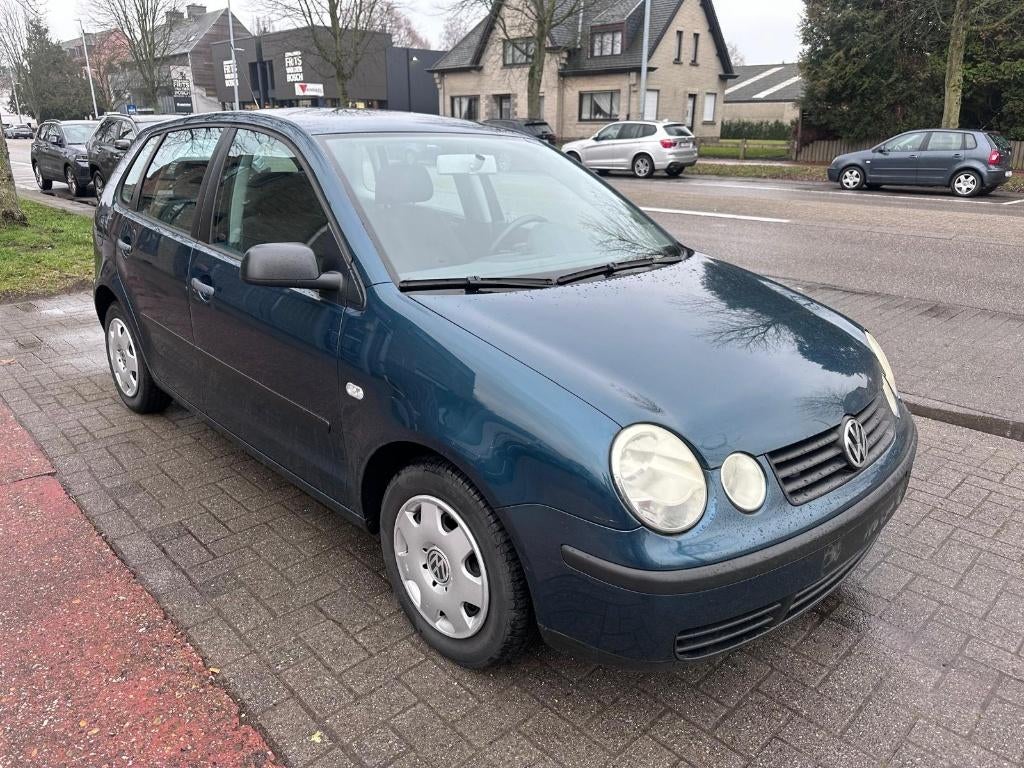 VW Polo 1.2 Benzine - 78.645KM - Airco - 4 deurs, Auto's, 4 deurs, Stof, https://public.car-pass.be/vhr/4925a030-dc8b-4eb8-ae49-5e66a6d52b34