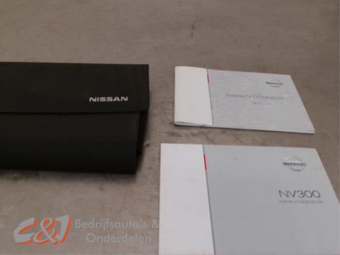 Livret d'instructions d'un Nissan NV300, -, 3 mois de garantie, Utilisé, -
