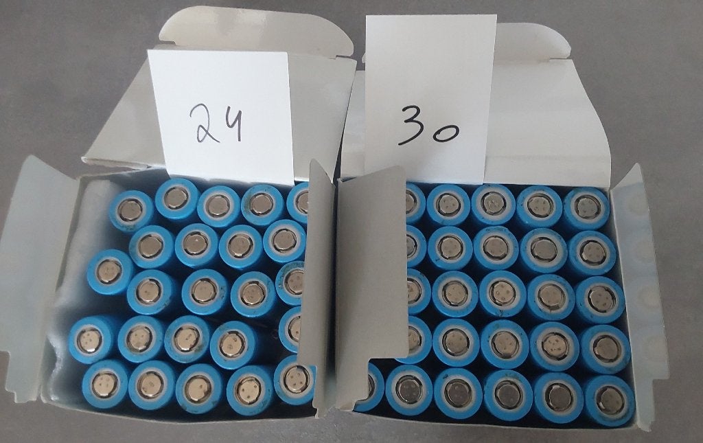 54x Reclaimed 18650 Li-ion 2000mAh Batterijen, Ophalen, Zo goed als nieuw