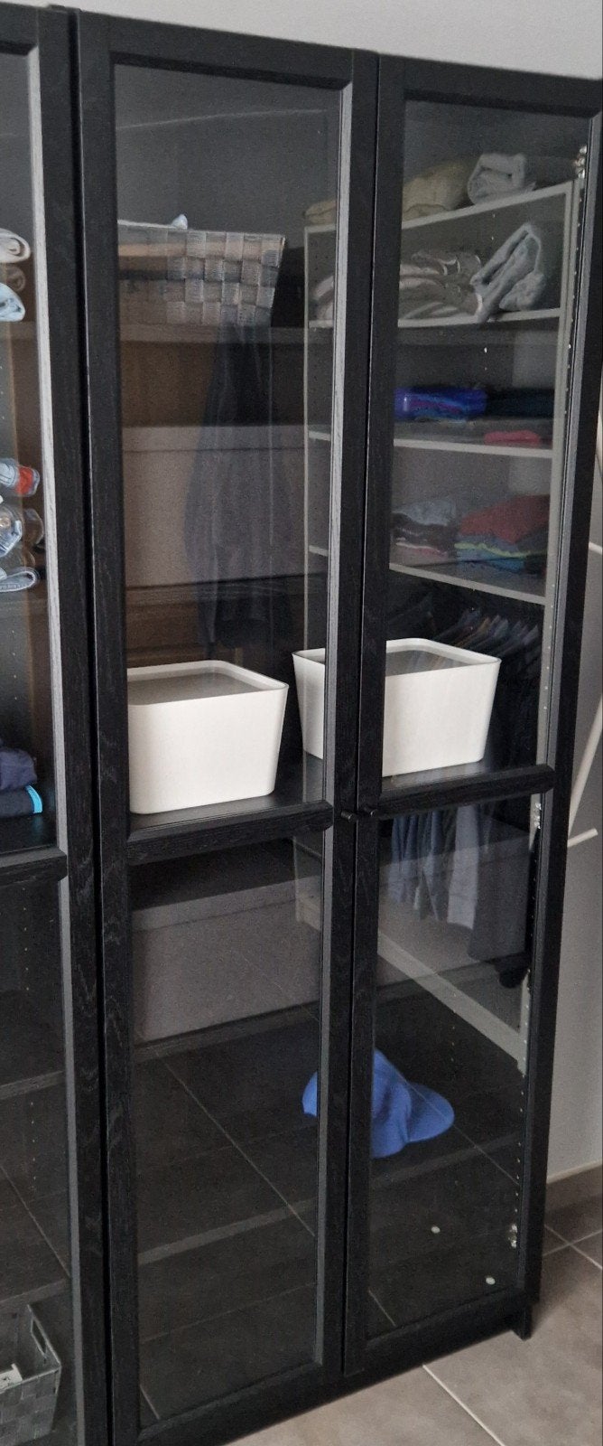 Kast Billy Ikea met glazen deuren, Huis en Inrichting, Ophalen