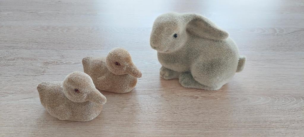 Paasdecoratie : konijntje en 2 donzige eendjes, Ophalen, Zo goed als nieuw
