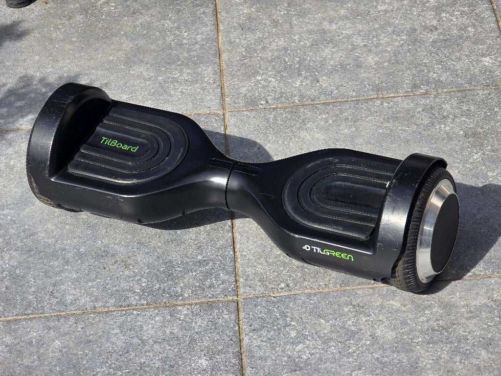 Hoverboard rapide 18km/h  - Qualité Décathlon + chargeur, Enlèvement, Utilisé