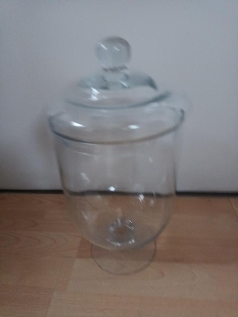 Cloche en verre, Enlèvement