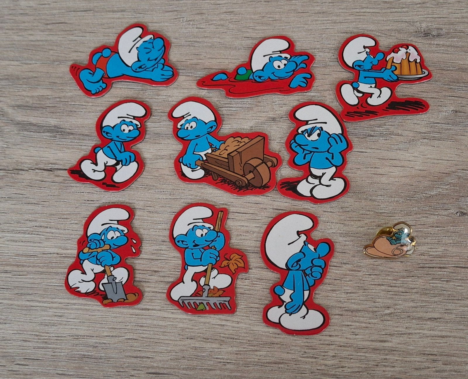 lot 9 ijskast magneten De Smurfen pin Babysmurf, Verzamelen, Ophalen of Verzenden, Zo goed als nieuw, Babysmurf, Gebruiksvoorwerp