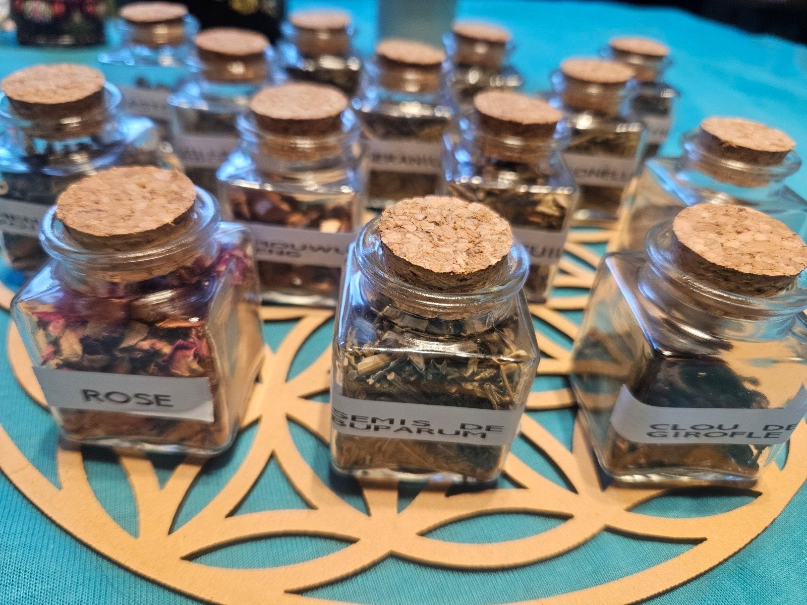 30 petits pots d'herbes ésotérique, Verzamelen, Overige Verzamelen, Ophalen of Verzenden, Nieuw