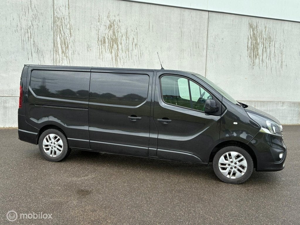 Opel Vivaro 1.6 CDTI L2H1 AIRCO NAP € 8750,- +21% BTW / TA, Stof, Euro 6, 4 cilinders, Zwart