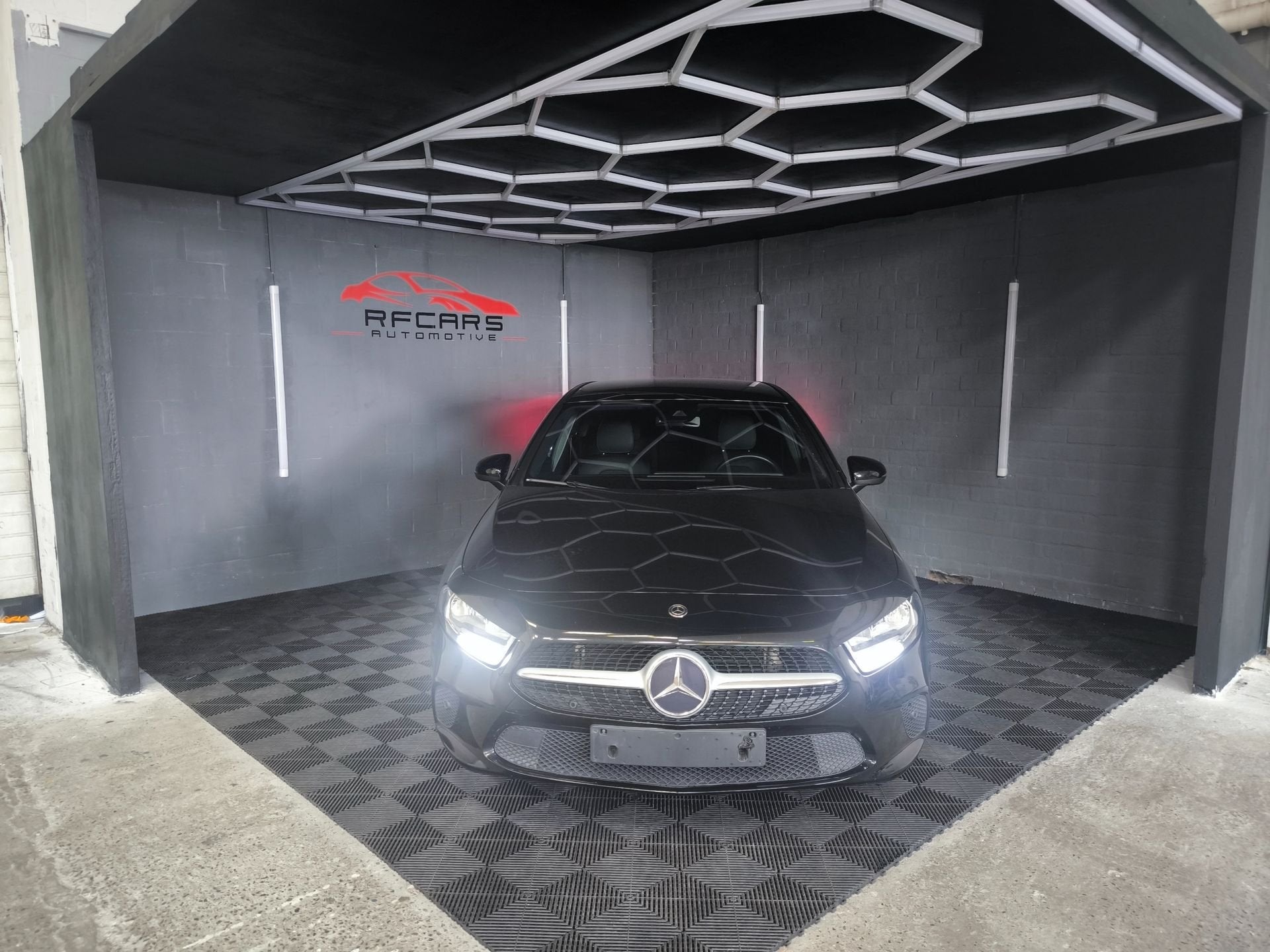 Mercedes A 180 D, Autos, Achat, Euro 6, Entreprise, https://public.car-pass.be/vhr/9101c5e2-2531-4772-af9f-d0c99f5215ae
