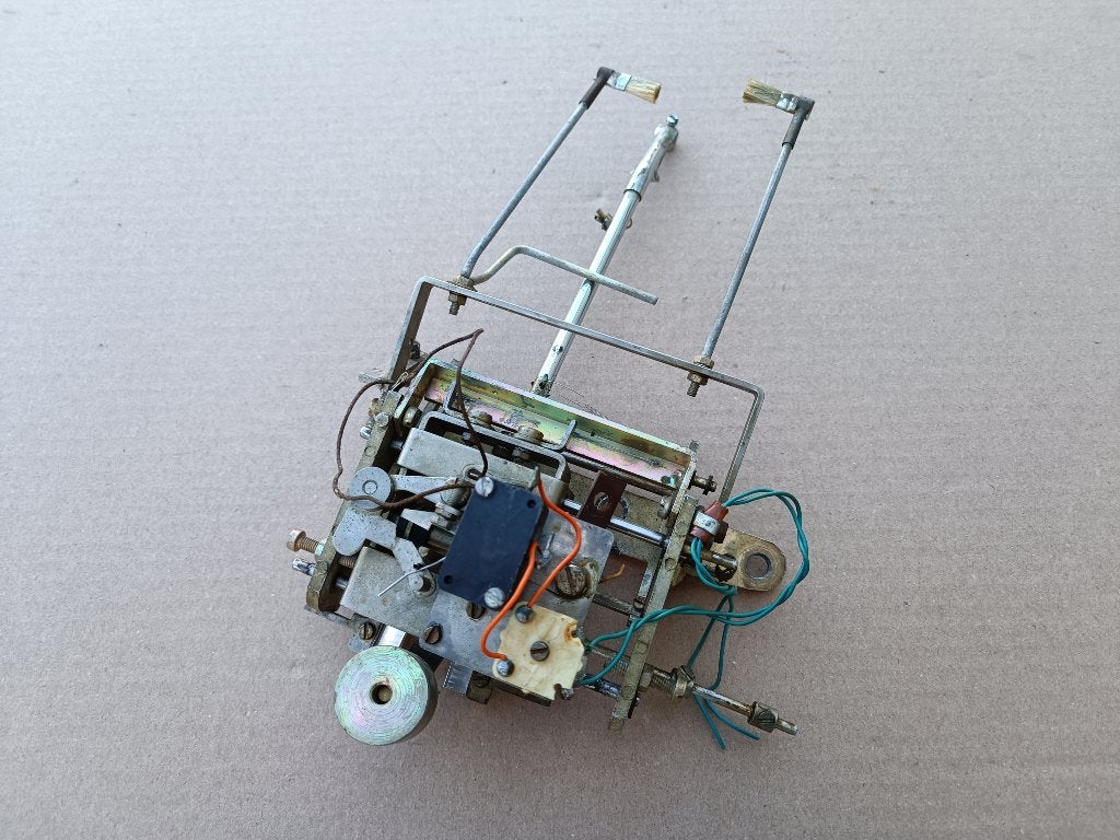 Tone Arm/ Mechaniek jupiter (Div) jukebox, Envoi