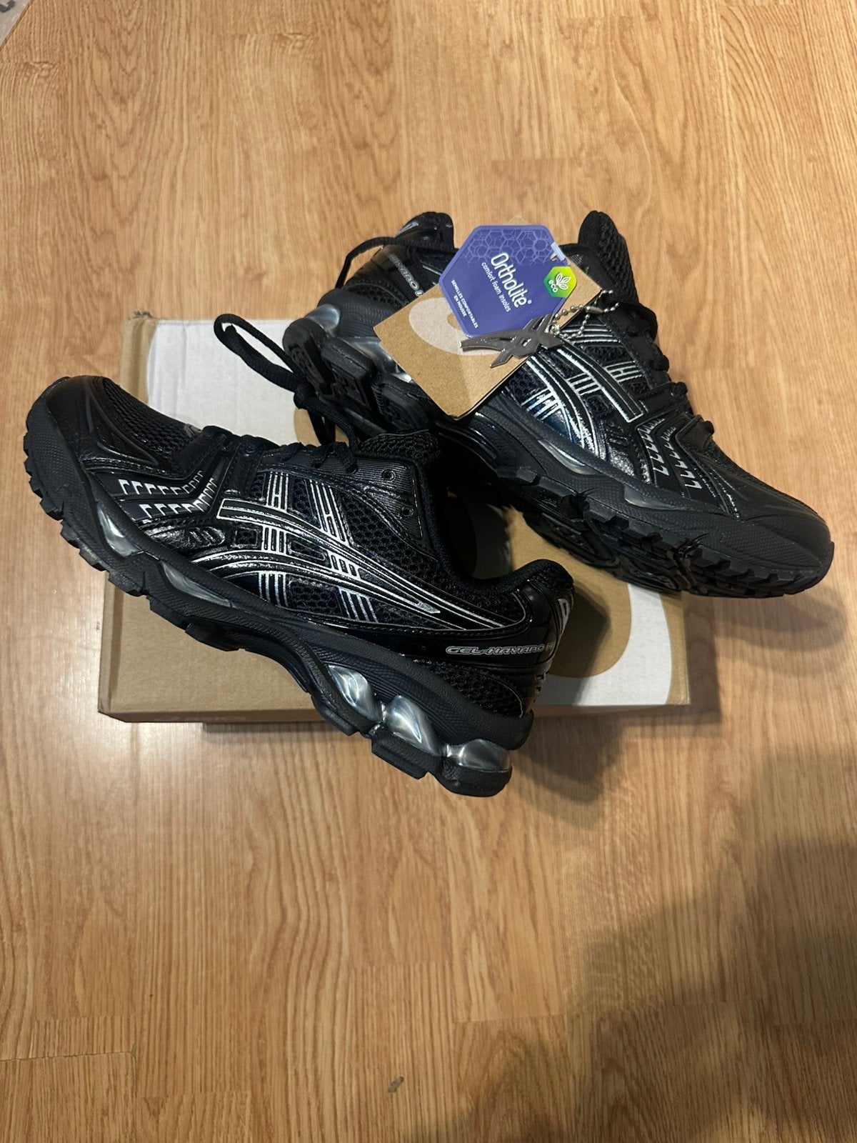 Asics Gel Kayano 14 maat 42 Zwart, Ophalen of Verzenden, Zo goed als nieuw