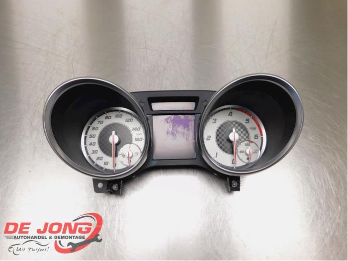 Instrument de bord d'un Mercedes SLK, 3 mois de garantie, Utilisé, -, -