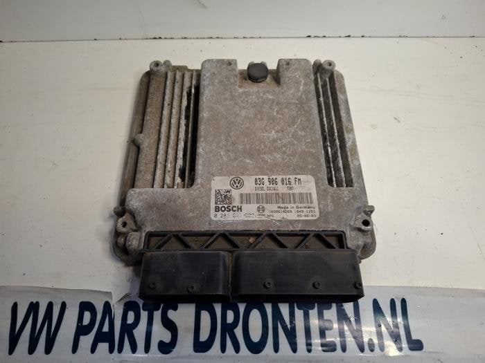 Ordinateur gestion moteur d'un Volkswagen Golf, Autos : Pièces & Accessoires, Électronique & Câbles, Volkswagen, Utilisé, 3 mois de garantie