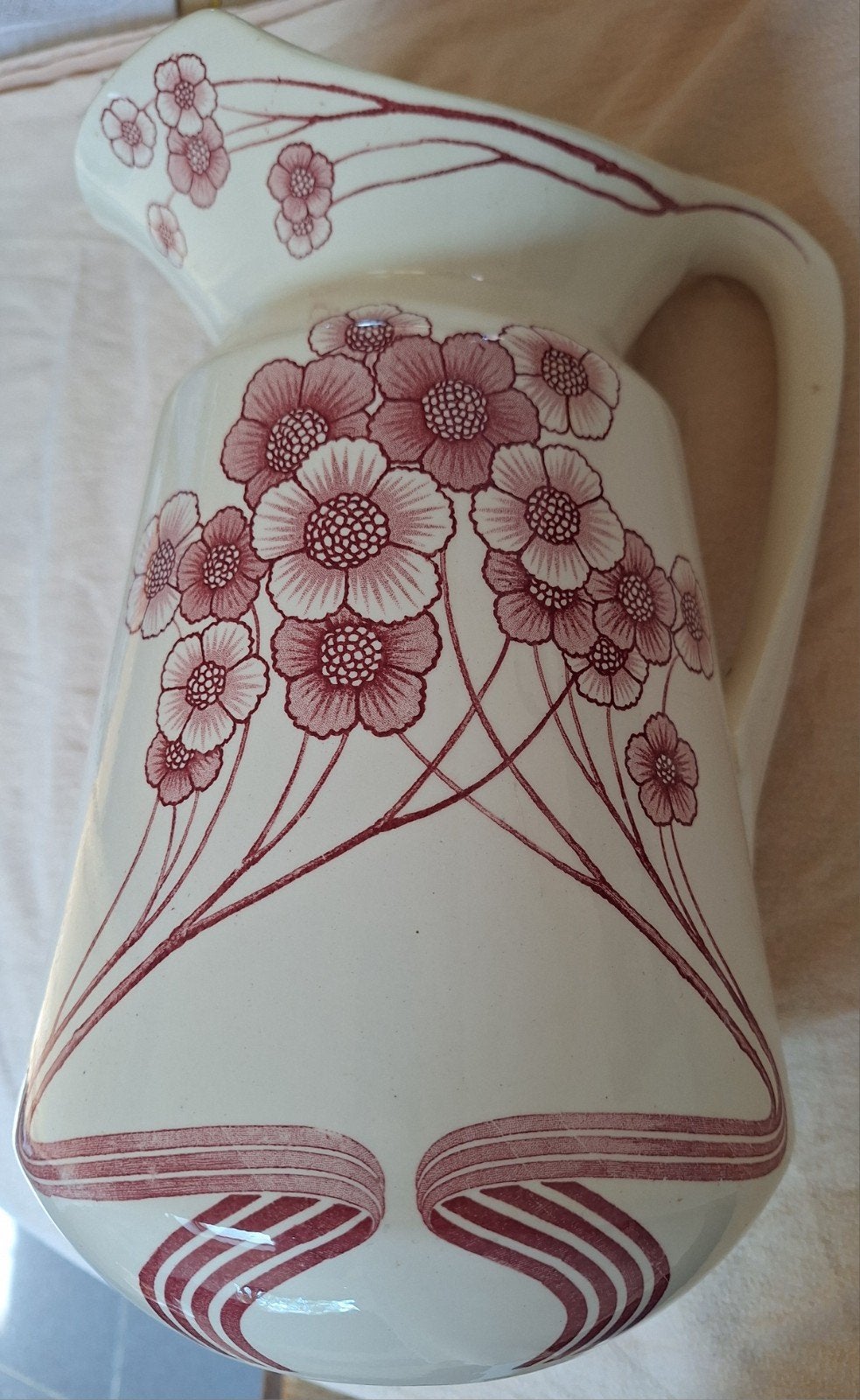 Grand broc de toilette Villeroy & Boch.