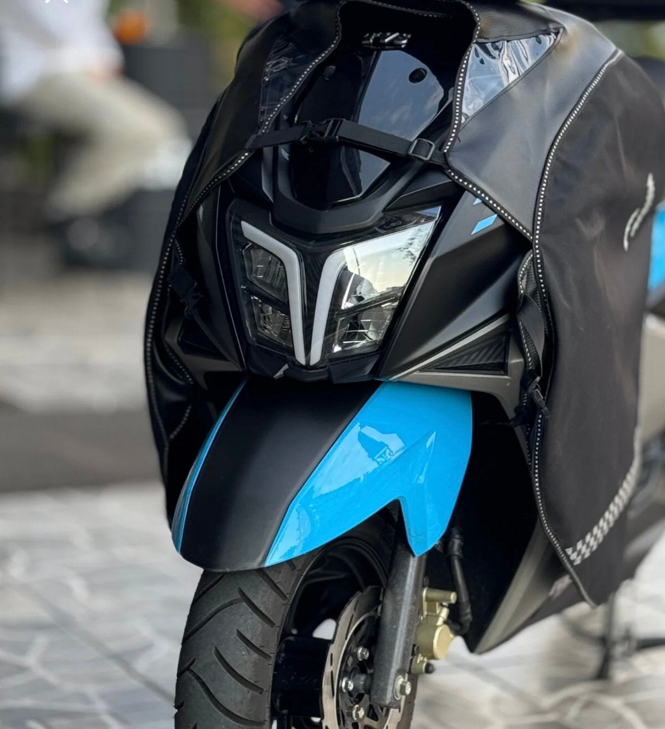 Tablier scooter neuve, Motoren, Ophalen of Verzenden