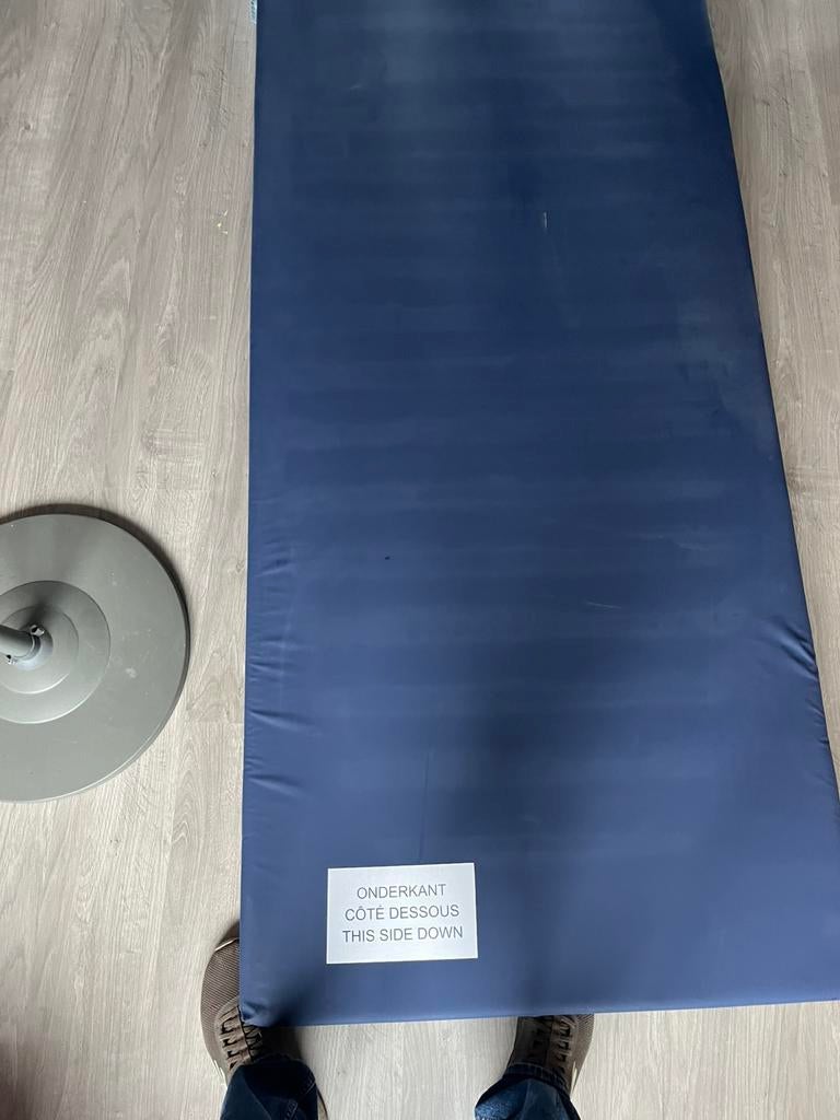 Matras voor ziekenhuis bed, Ophalen, Zo goed als nieuw