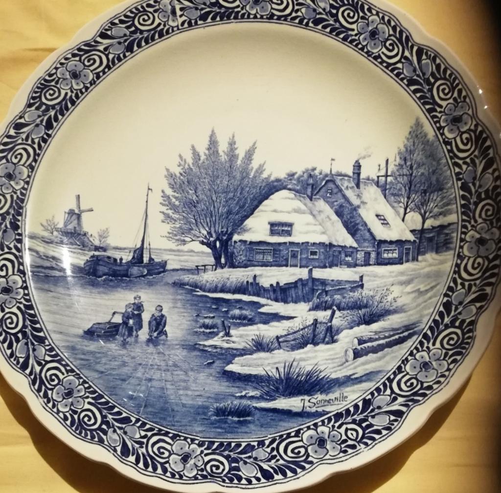 Wandborden delfst en kleine asbak, Ophalen of Verzenden