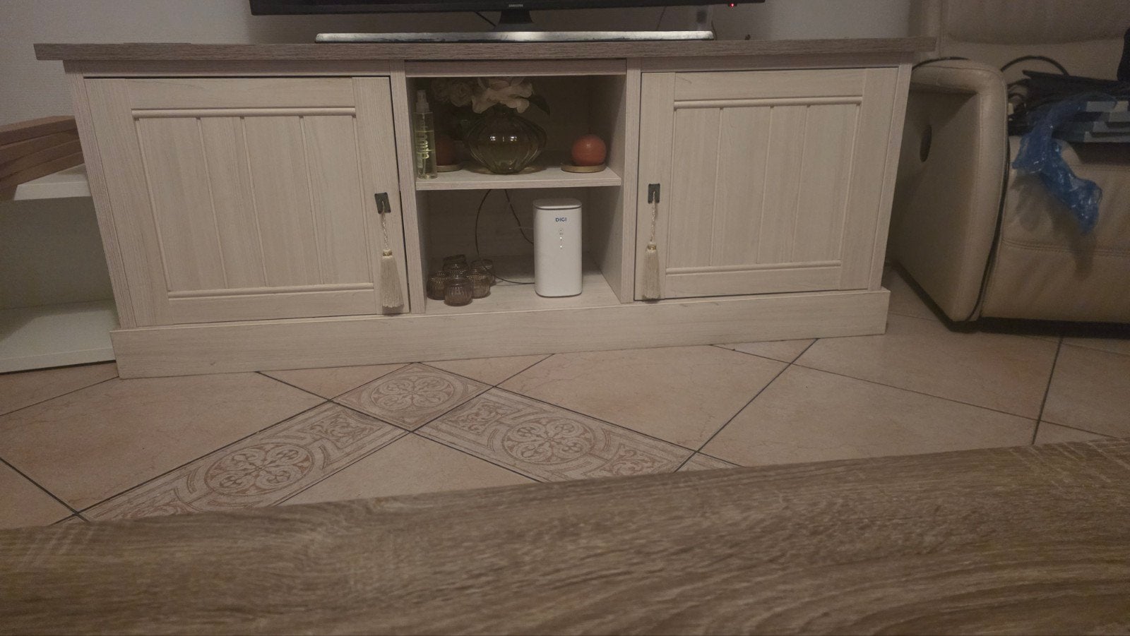 meuble tv et table basse a vendre, Enlèvement