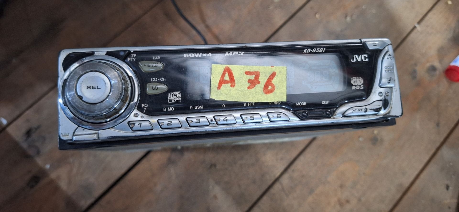 JVC KD-G501 Retro 1-DIN Autoradio CD / MP3 - A76, -, Utilisé, -, -