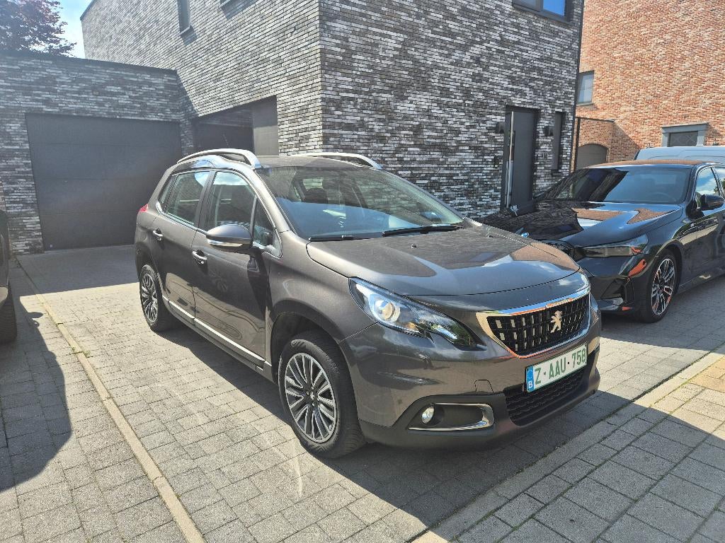 Peugeot 2008 1.2benzine 2019 AC Navi Cruise Control GARANTIE, Voorwielaandrijving, 1199 cc, 5 deurs, 3 cilinders