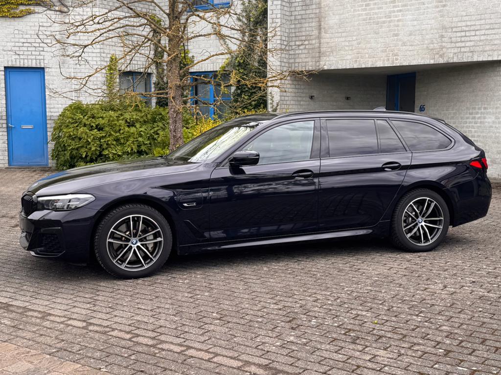 BMW 530 e m pack, Autos, BMW, Cuir, Euro 6, Entreprise, 5 portes