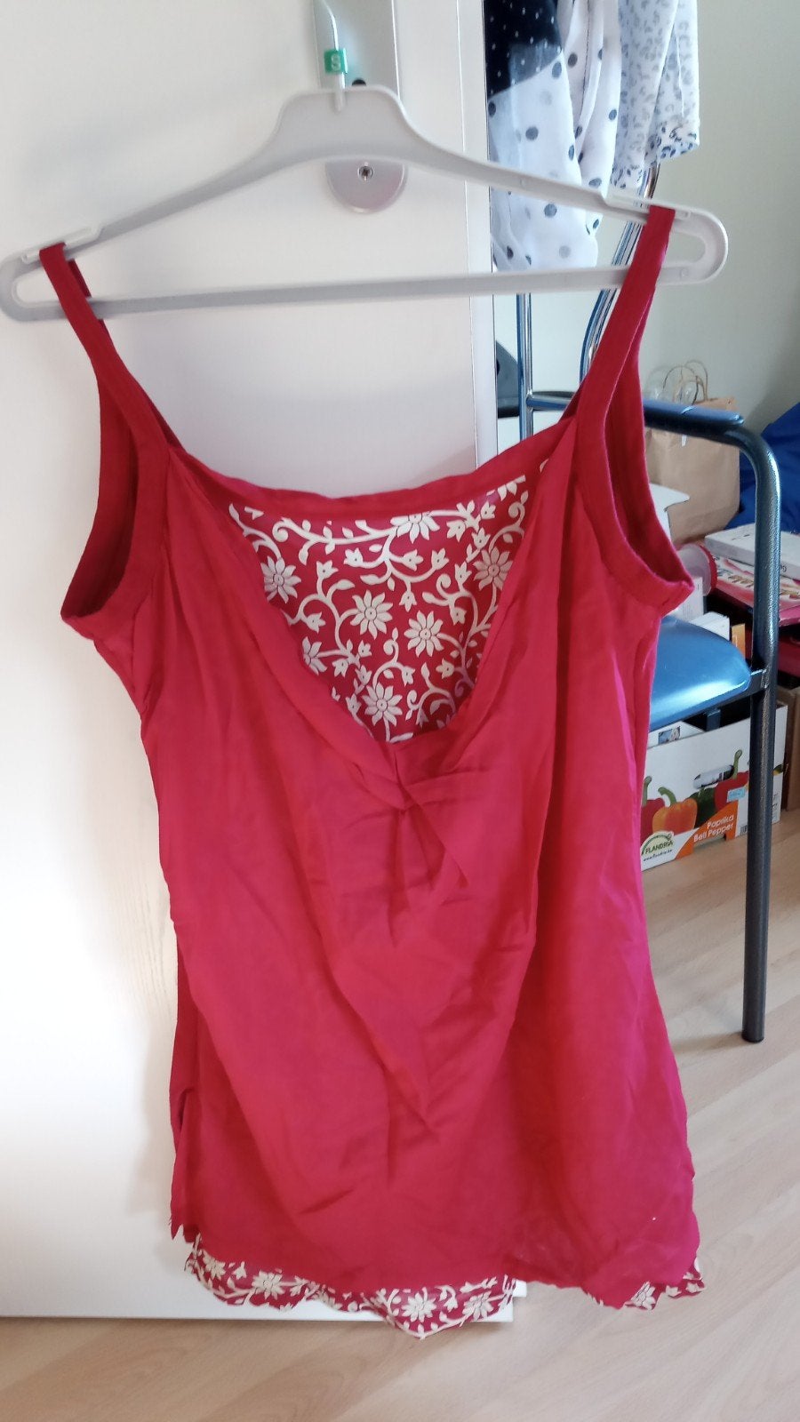 av tops Dame t 40 rouge et fleur a vmarque Eliane et, Kleding | Dames, Maat 38/40 (M), Eliane et Lena, Ophalen of Verzenden, Zo goed als nieuw