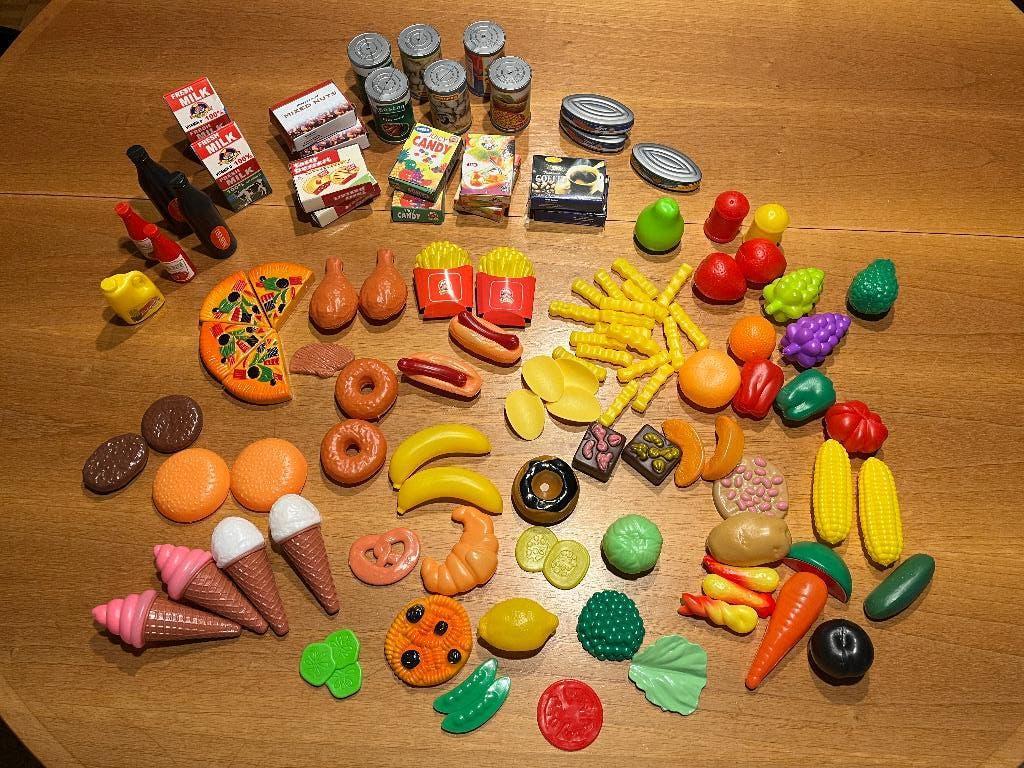 speelgoed etenset 100+ stuks, Ophalen of Verzenden, Zo goed als nieuw, Kunststof, Speelkeuken-accessoire